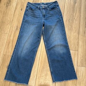 Old Navy Size 8 WOW High-Waisted Wide-Leg Jeans